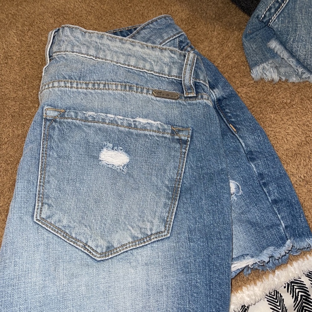 Kancan Signature High Rise Shorts - Picture 3 of 4